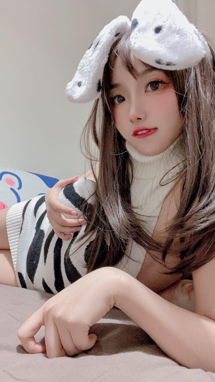 刺青Poi 毛衣-高端精品