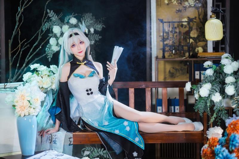 Tomoyo酱 星穹铁道 流萤旗袍【24P-106MB】-值得一看