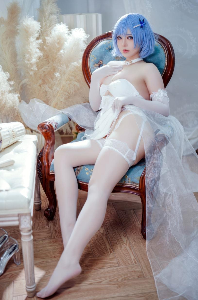 半半子 碧蓝航线 恰巴耶夫 白骑兵的旋律 礼服-资源分享